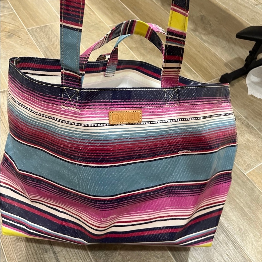 Consuela jumbo Grab n Go in the print Thelma